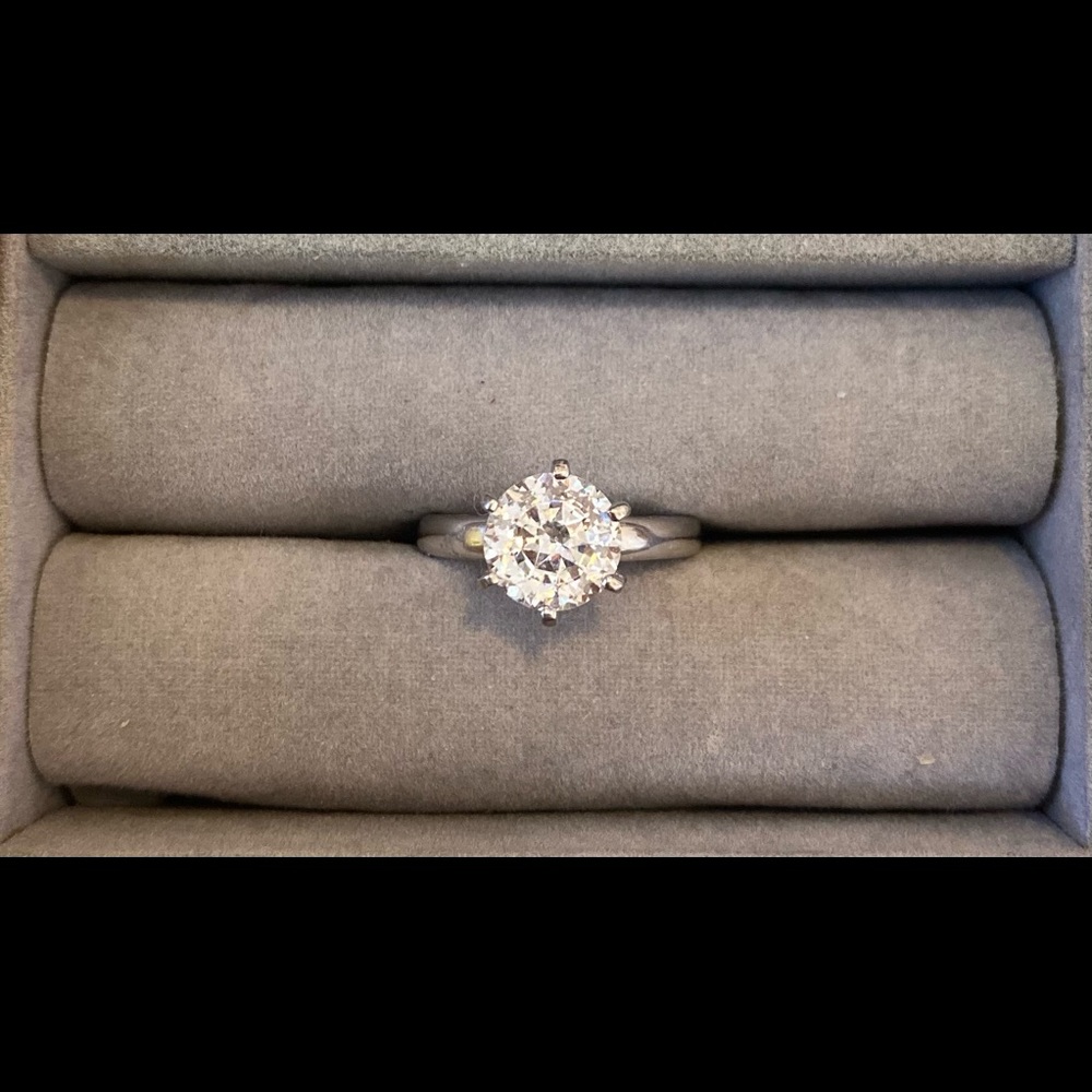 QVC RING